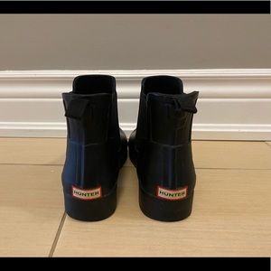 Women’s Chelsea Hunter Boots (Refined Slim Fit)